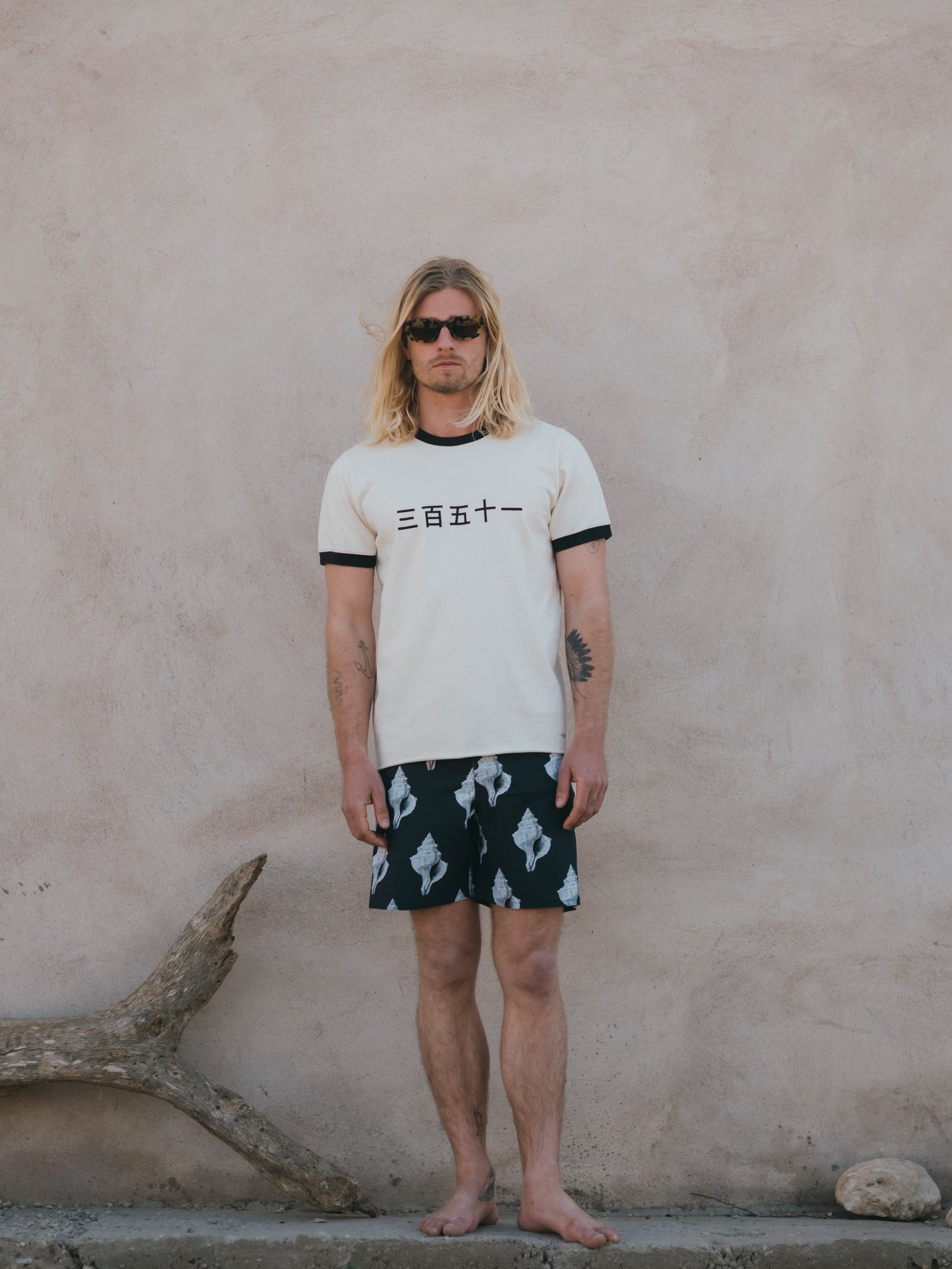 T-SHIRT GRAPHIC JAPAN CRU