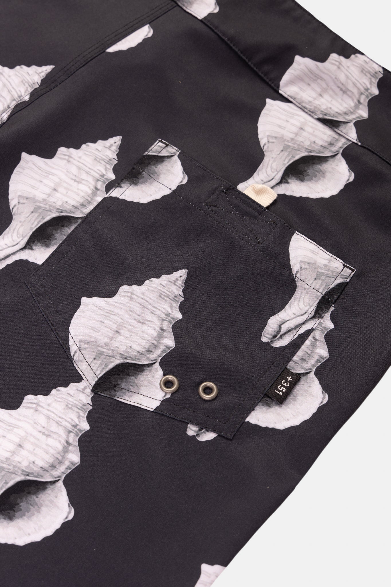 BOARDSHORTS CHARCOAL/PRINT SEASHELL