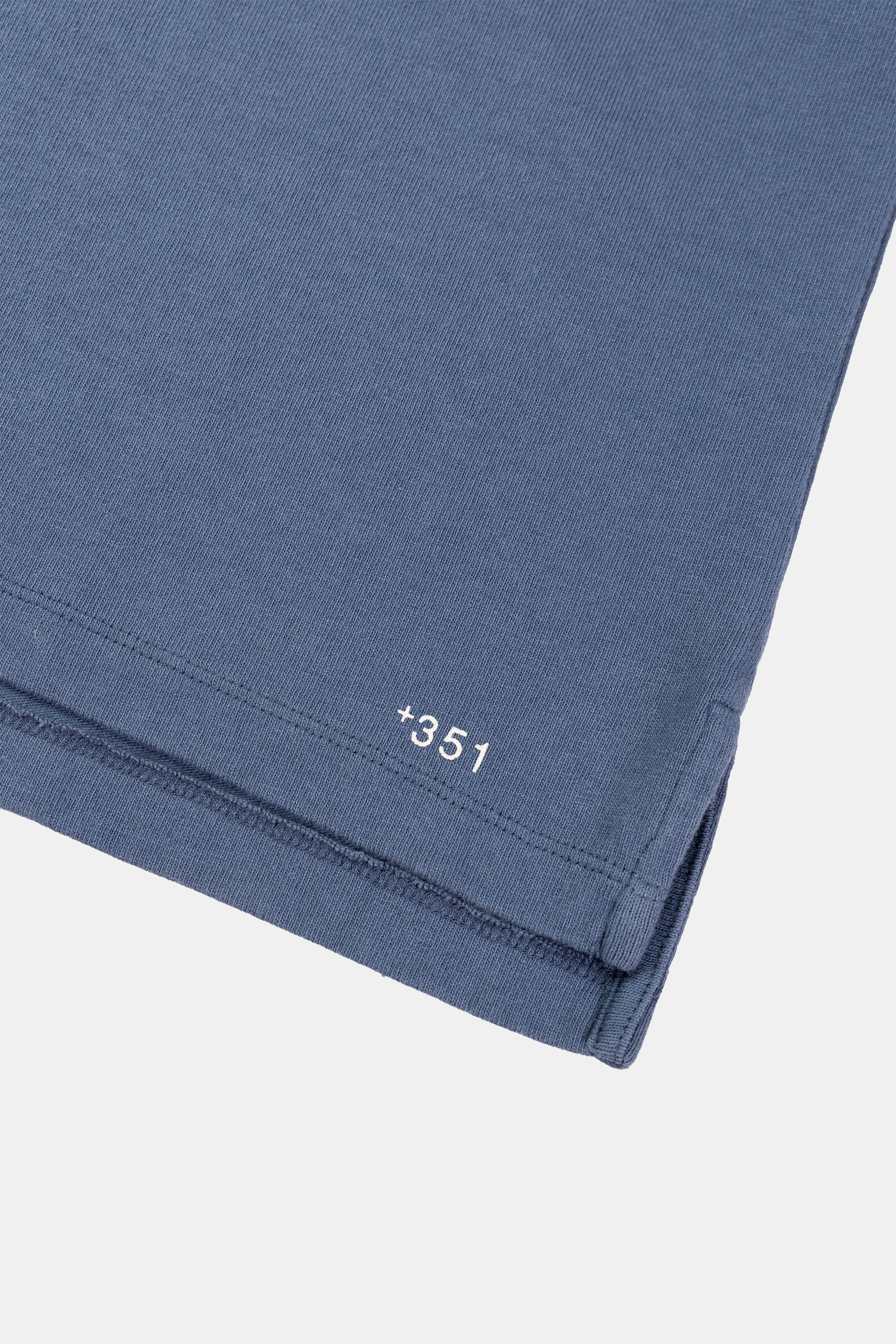 LONG SLEEVE GRAPHIC 11