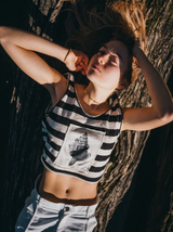 TOP GRAPHIC SEASHELL CRU/BLACK