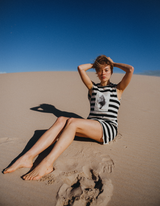 SHORT DRESS GRAPHIC SEASHELL CRU/BLACK