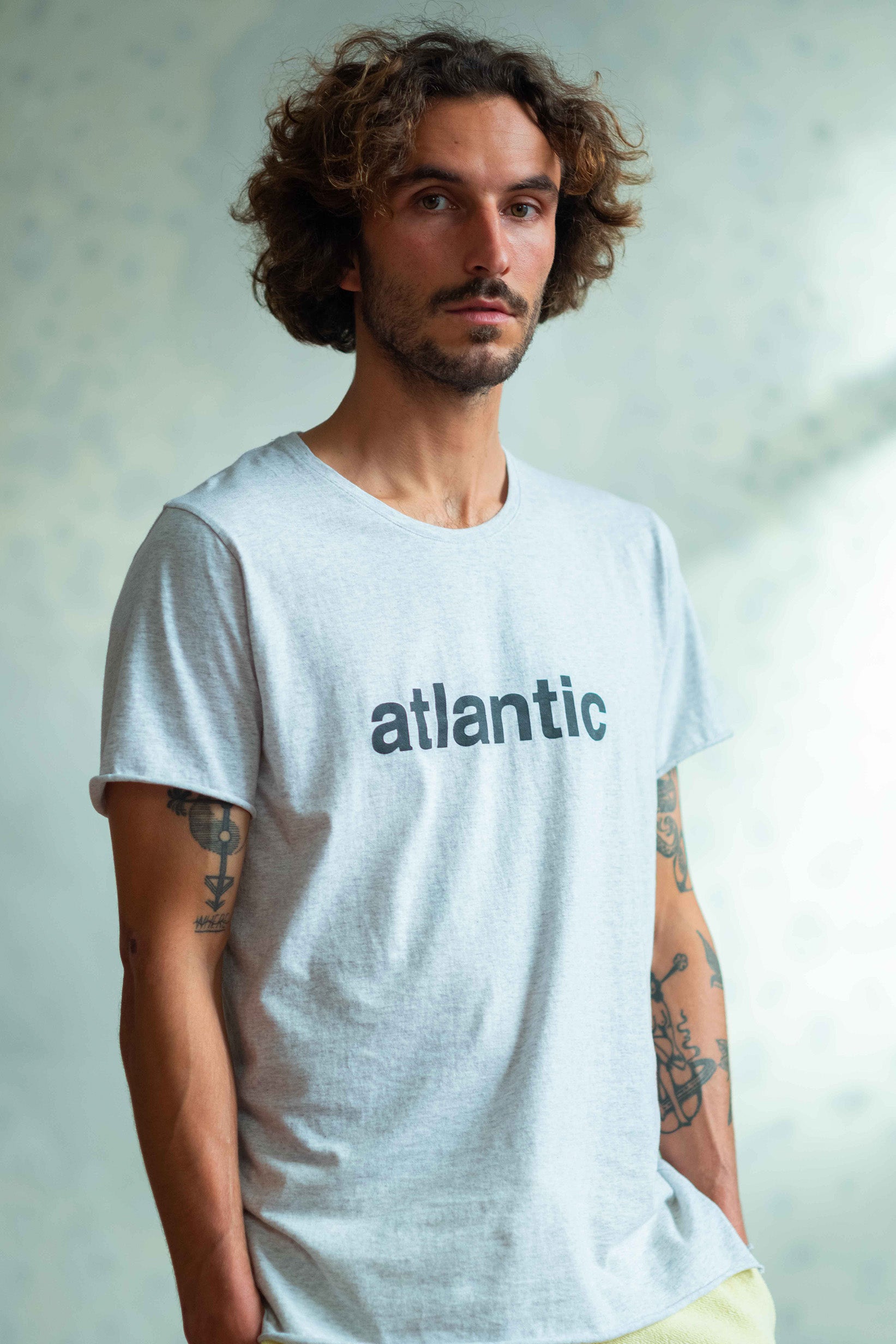 T-SHIRT ATLANTIC LIGHT HEATHER GREY & CHARCOAL