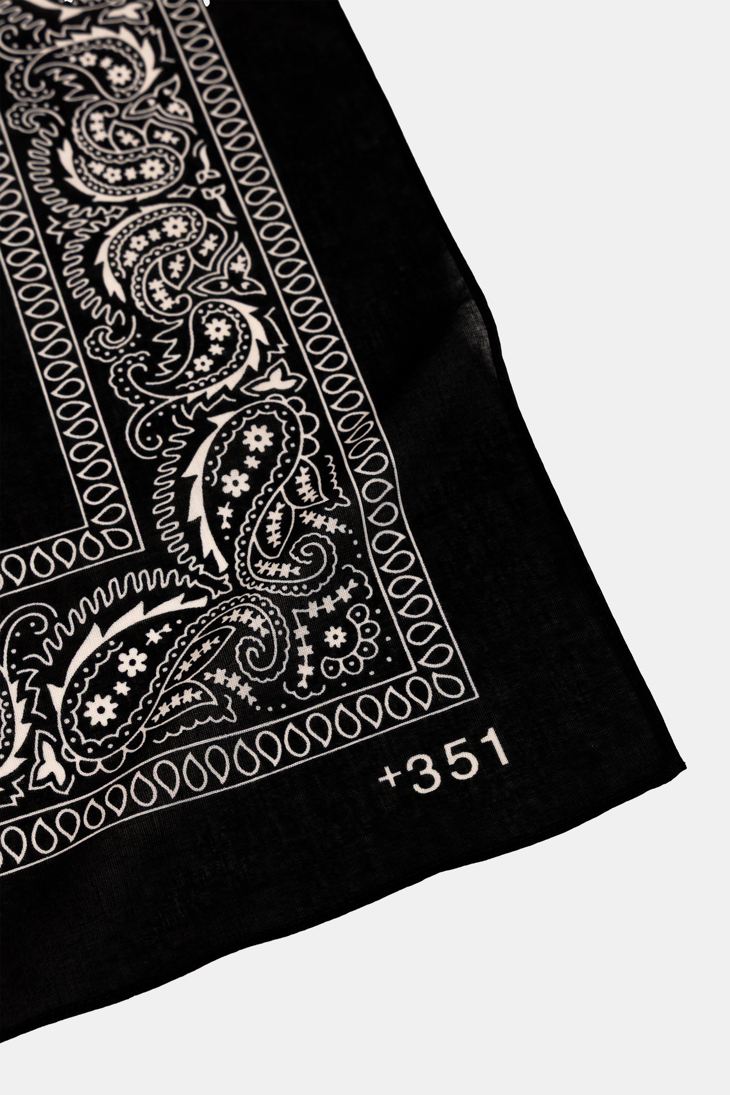 SCARF SUN IS LIFE BLACK