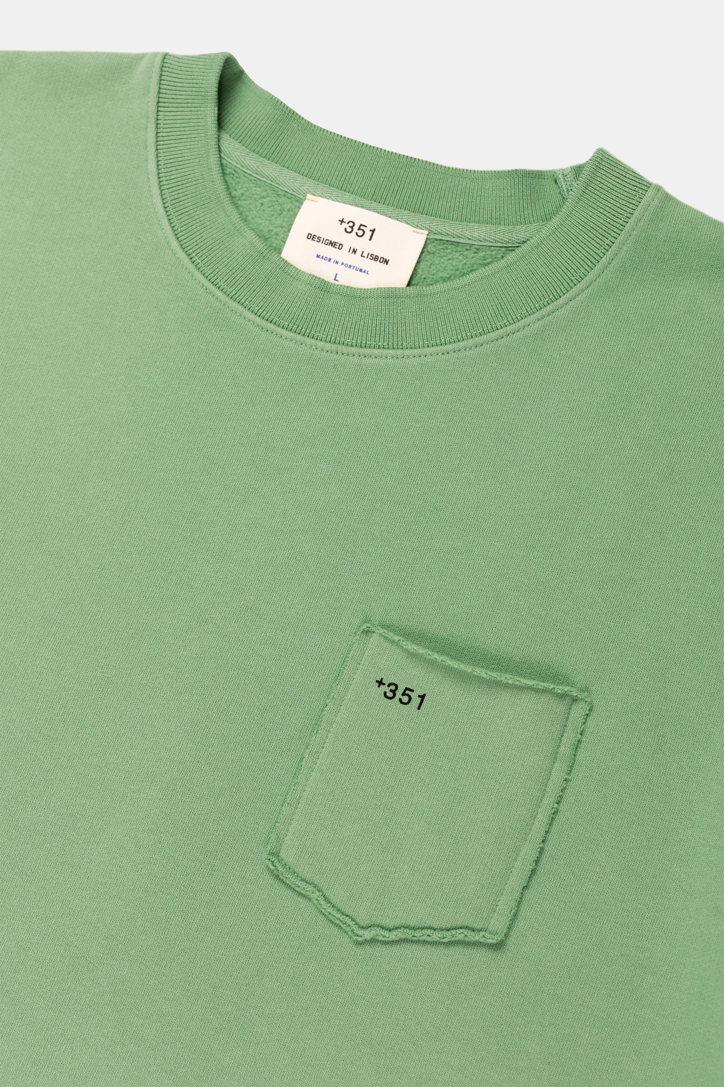 SWEATSHIRT ESSENTIAL PASTEL GREEN