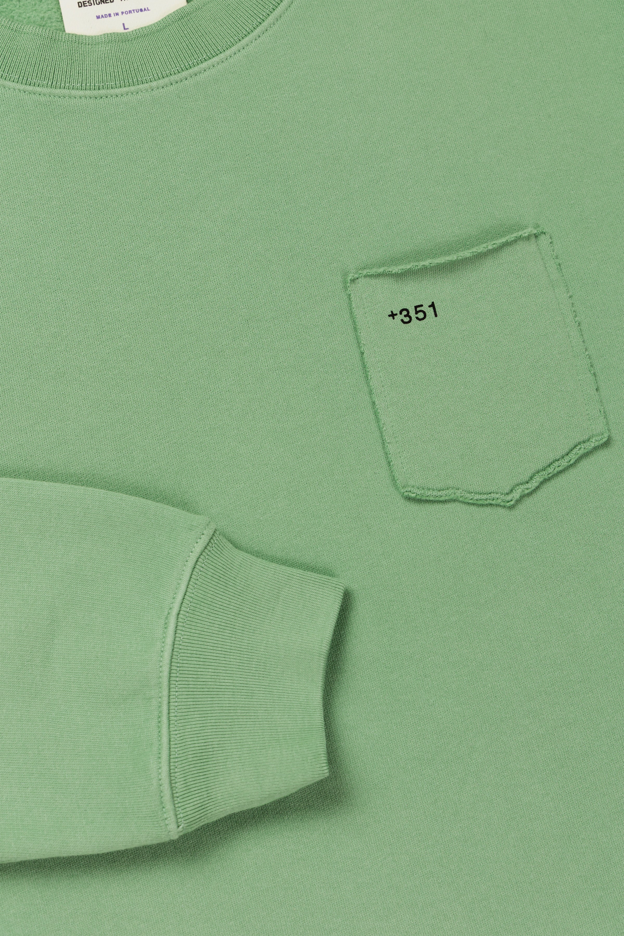 SWEATSHIRT ESSENTIAL PASTEL GREEN