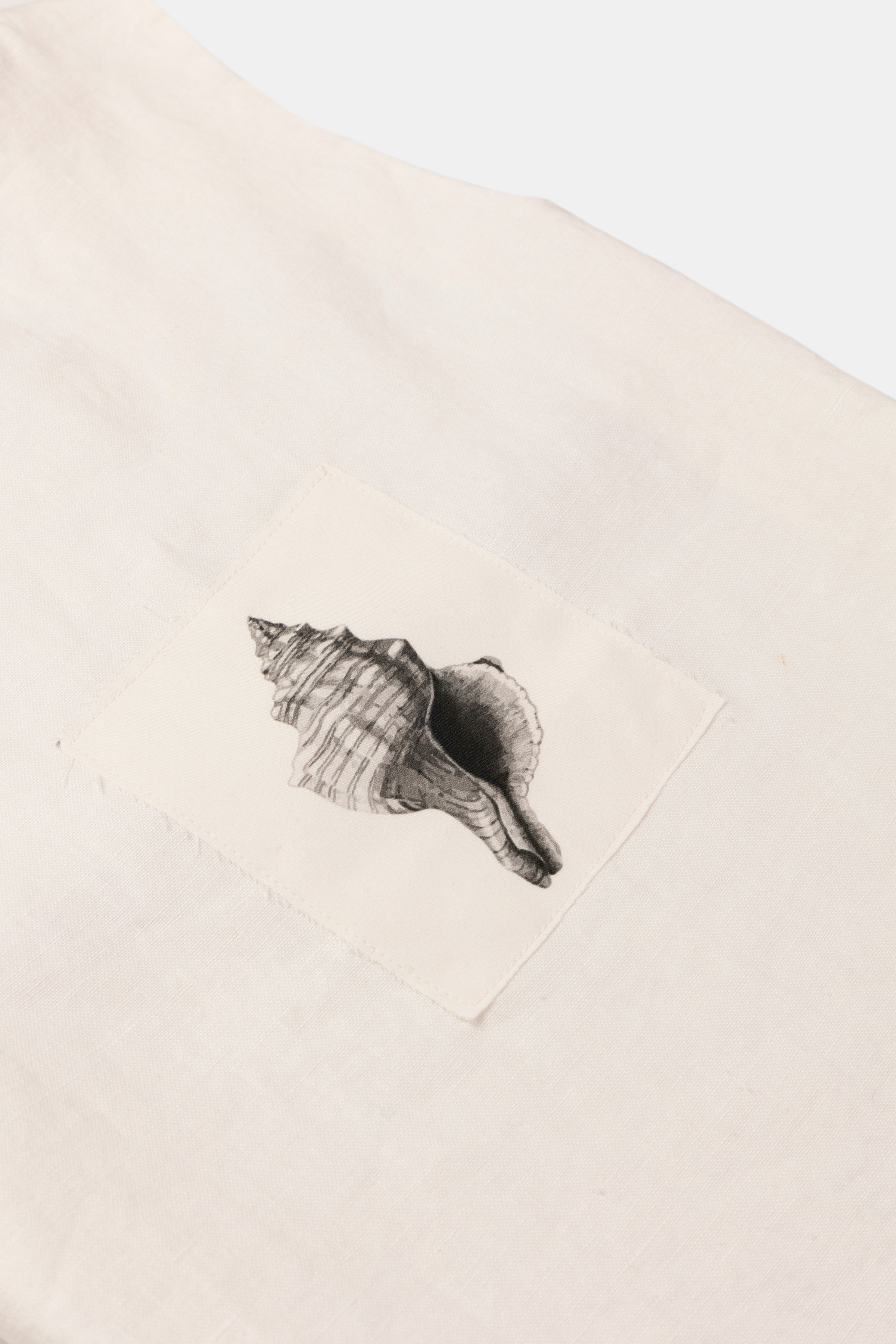 TOP BACKLESS GRAPHIC SEASHELL OFF-WHITE