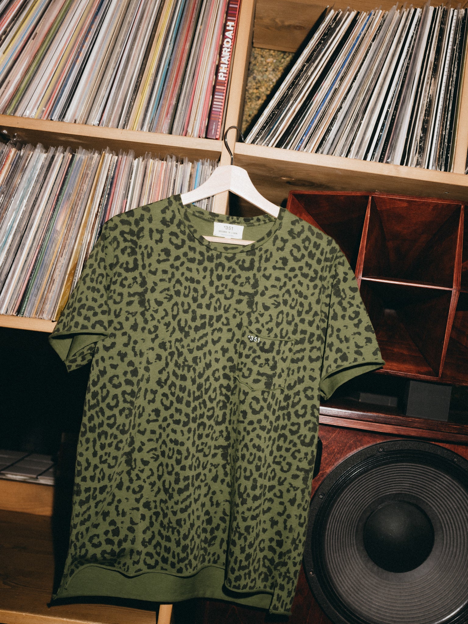 T-SHIRT LEOPARD GREEN