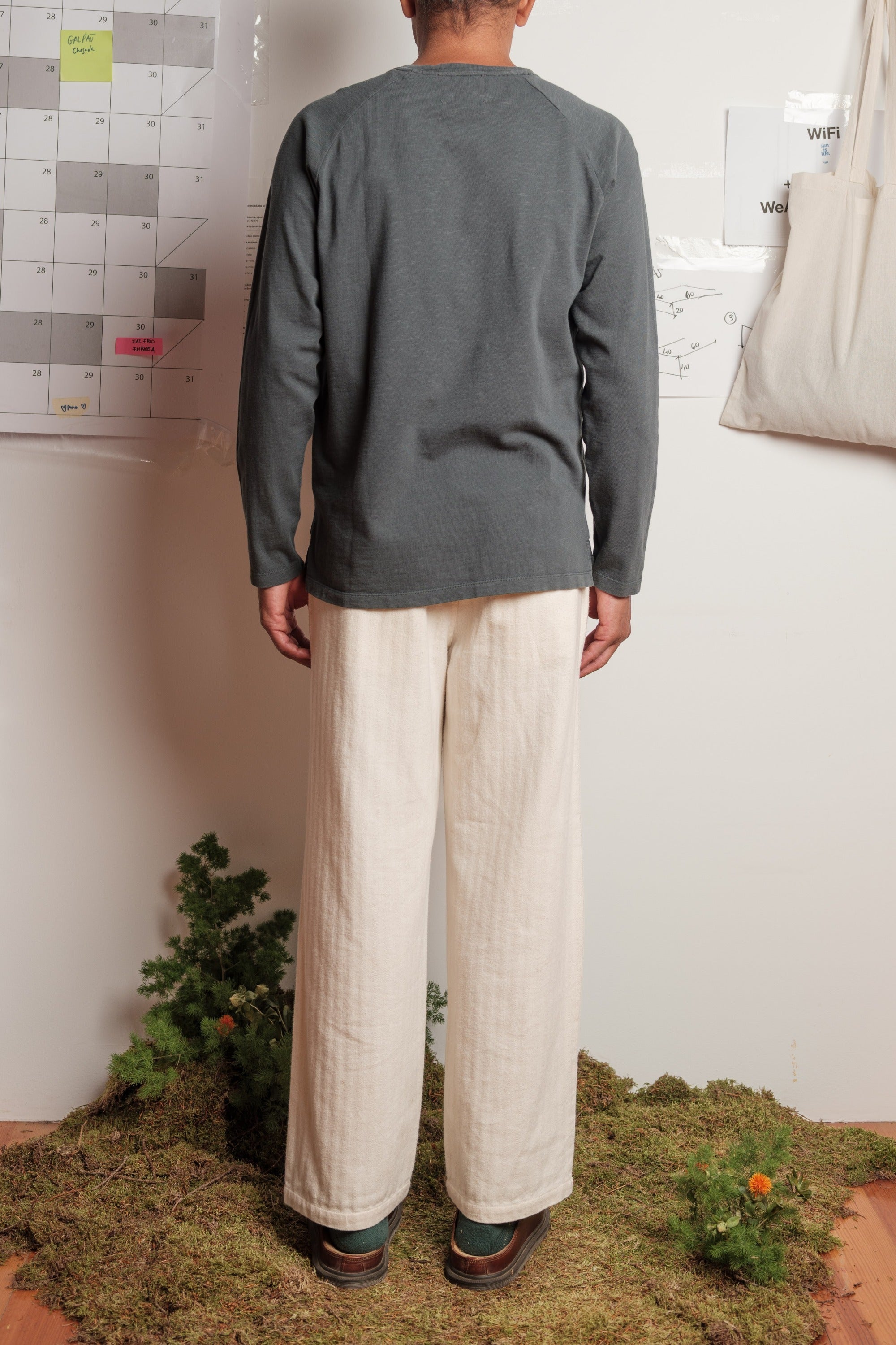 LONG SLEEVE ESSENTIAL CHARCOAL