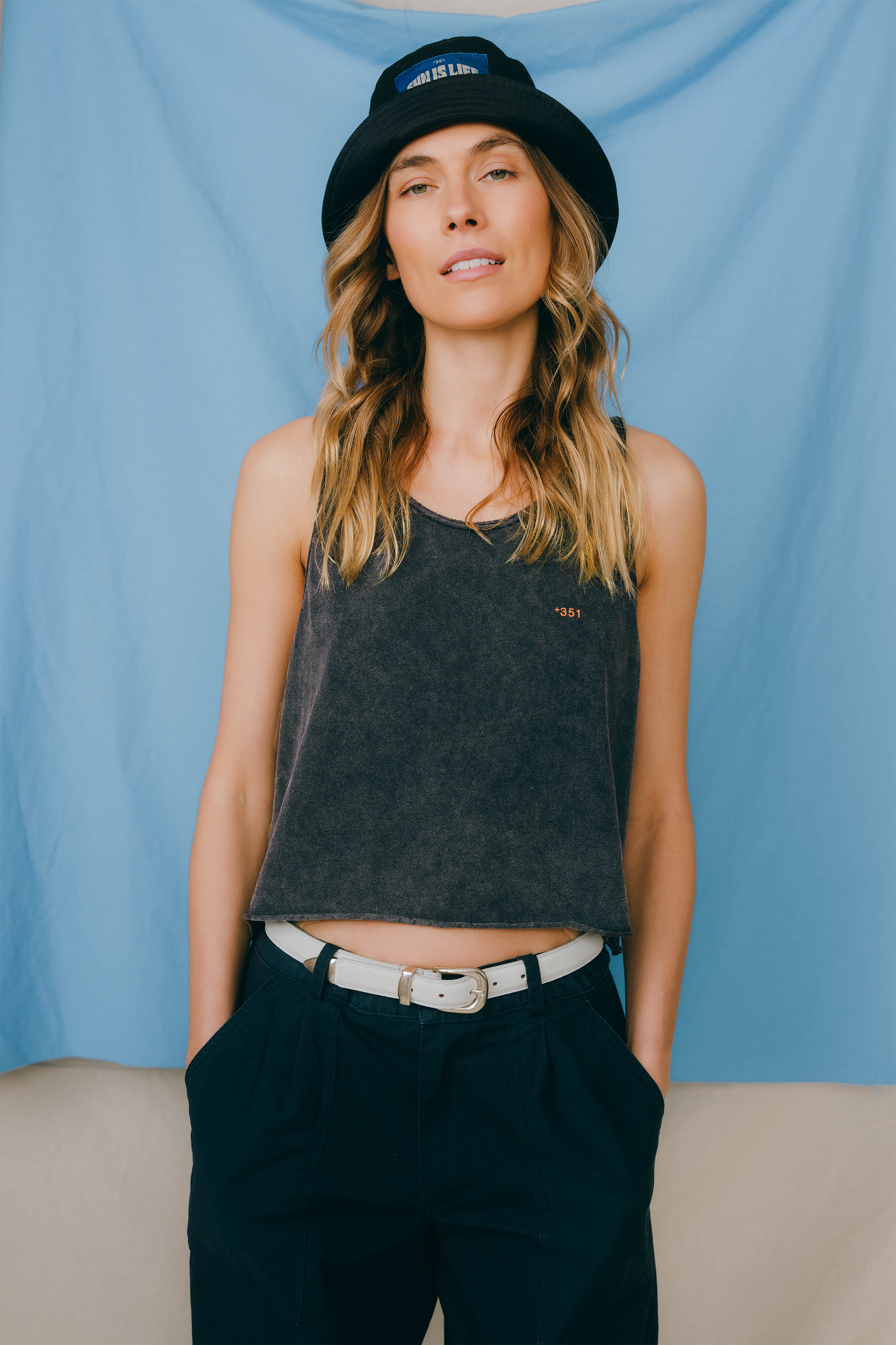 TOP BLACK EXTRA FADE-OUT