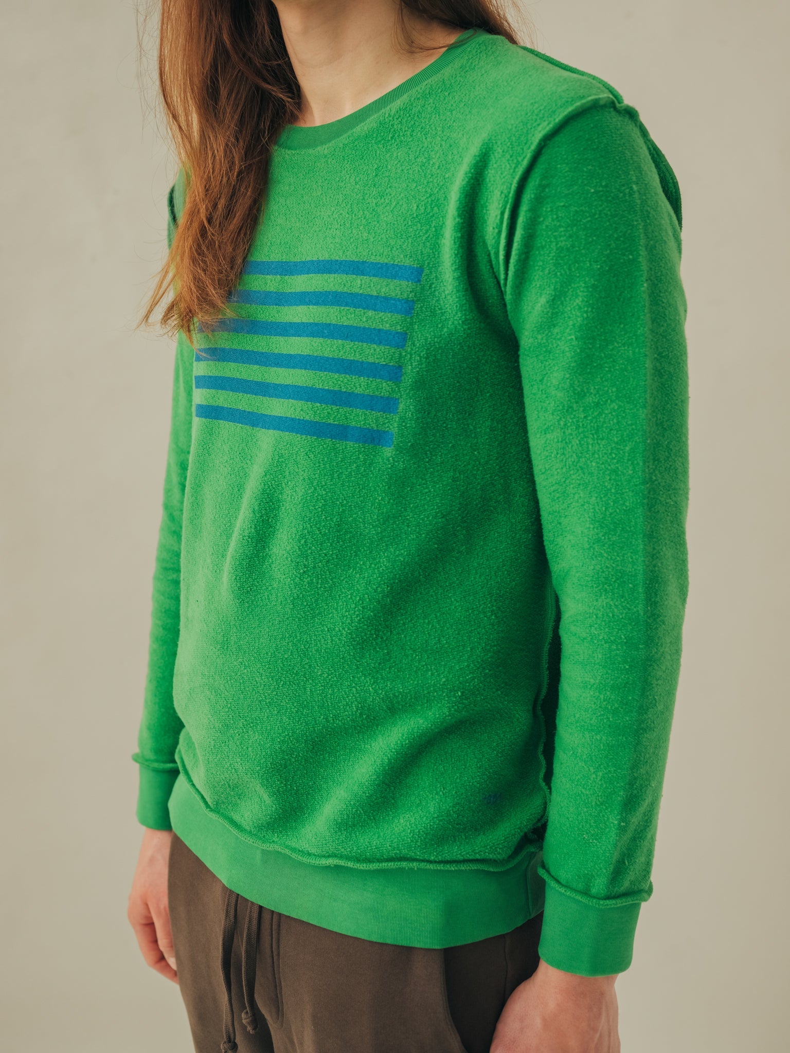 SWEATSHIRT GRAPHIC FREQUENCY INSIDE OUT TURTLE GREEN & STEEL BLUE