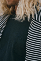 T-SHIRT ESSENTIAL LOGO FREE CHARCOAL