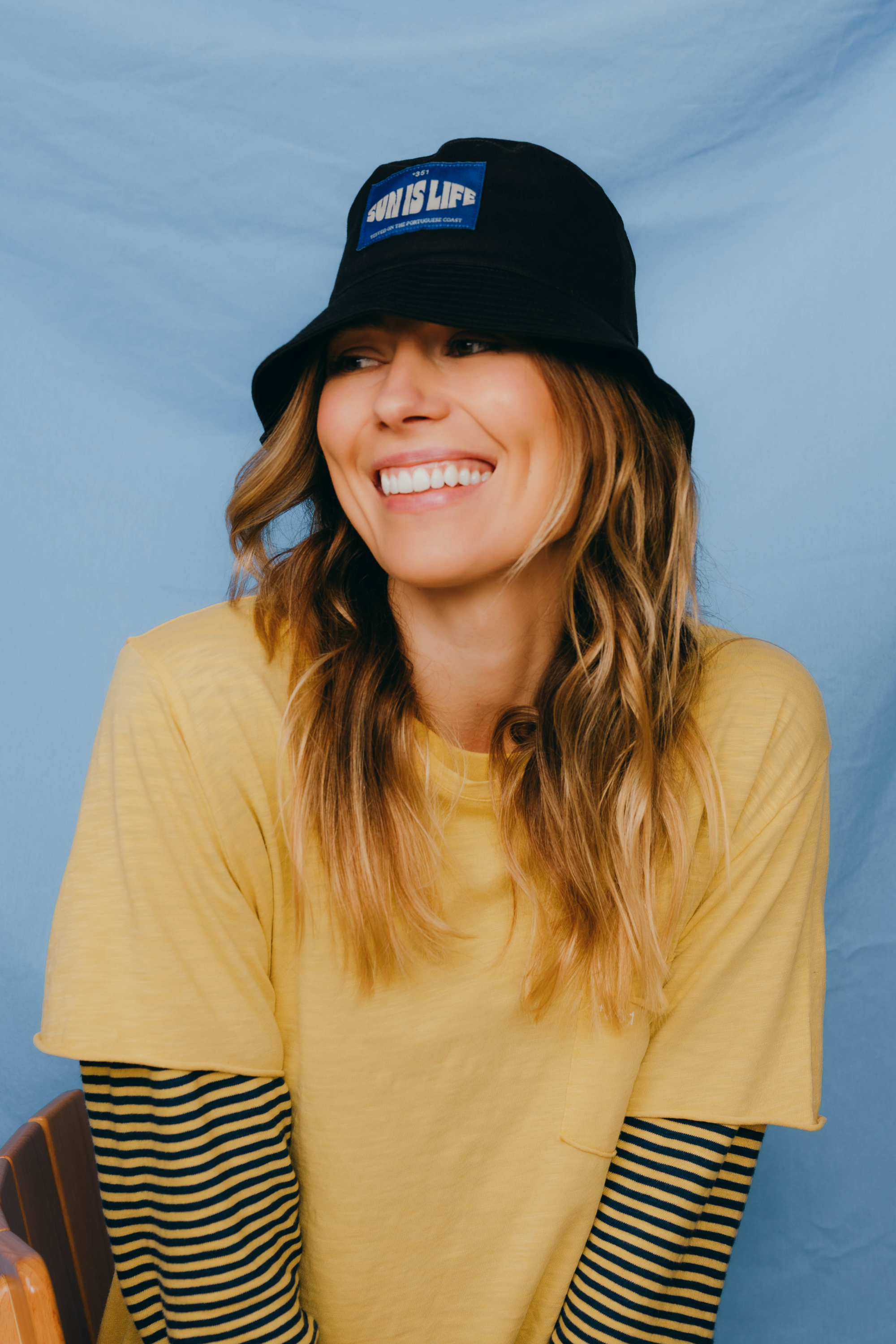 T-SHIRT ESSENTIAL YELLOW BALLOON