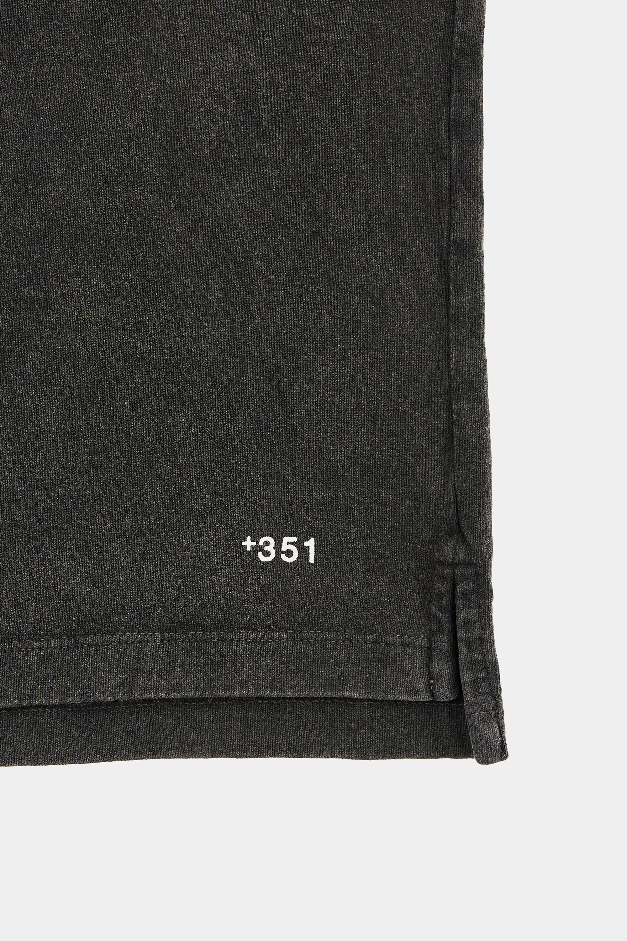 LONG SLEEVE RIB BLACK FADEOUT