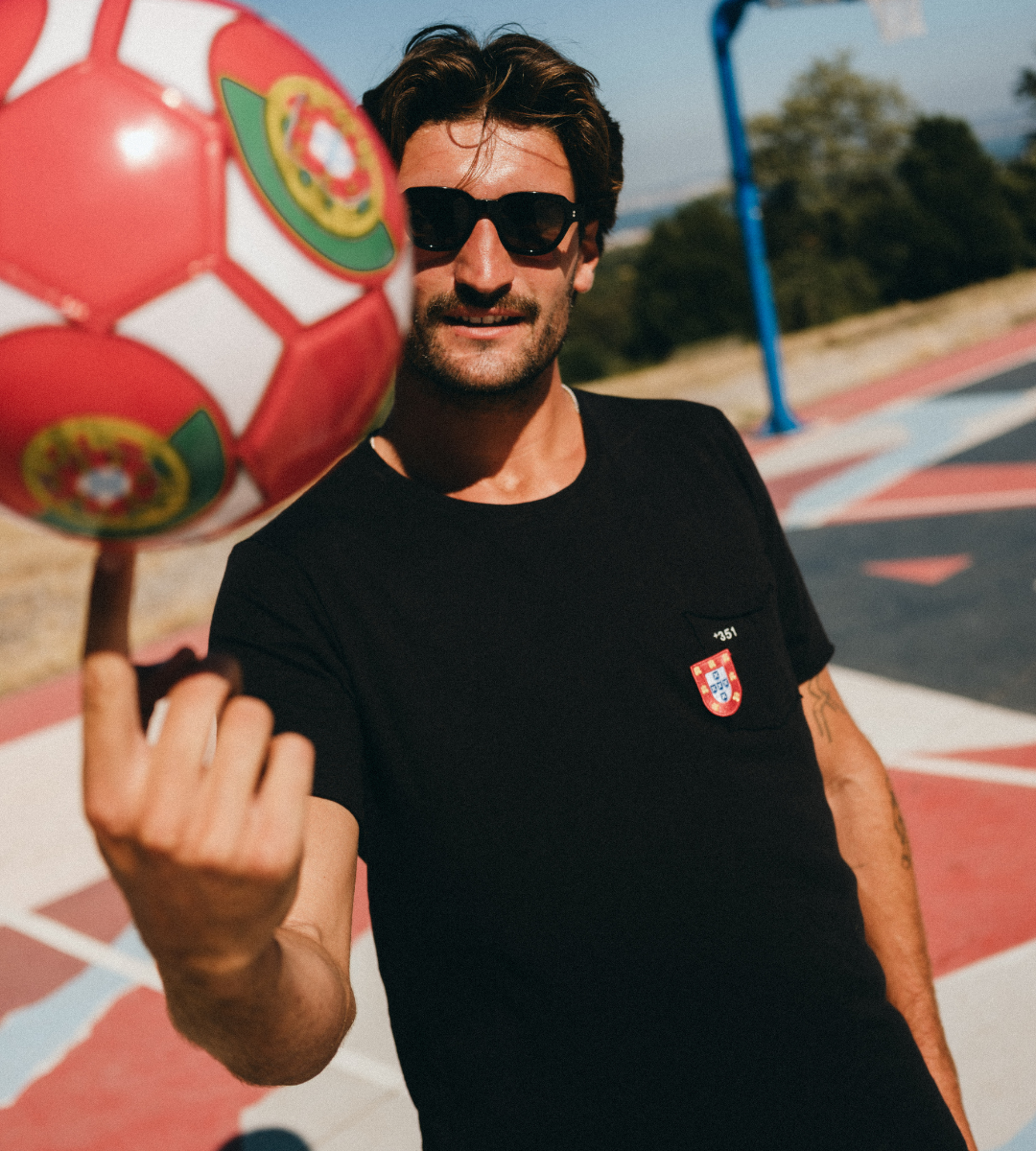 T-SHIRT ESSENTIAL BLACK WORLD CUP