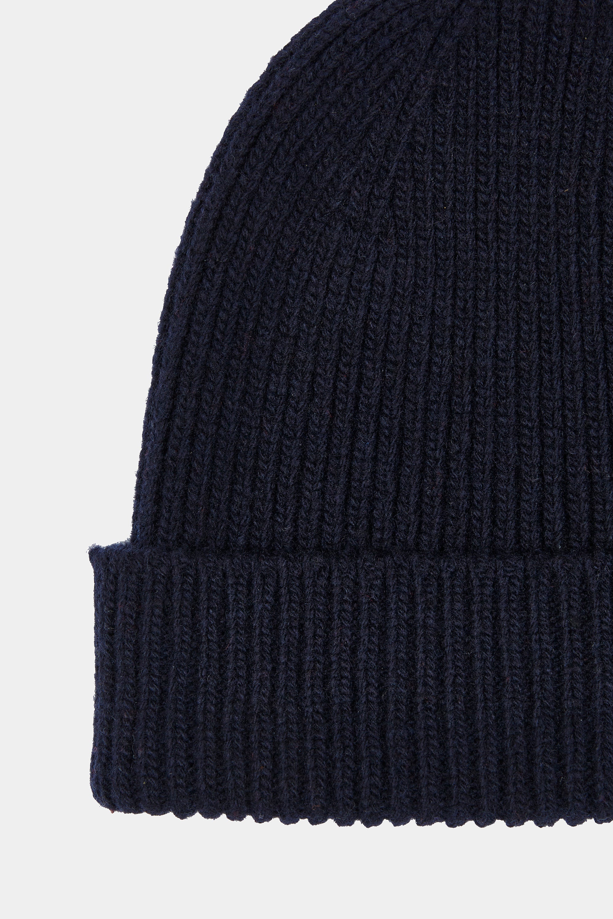 KNIT BEANIE CHARCOAL knit detail