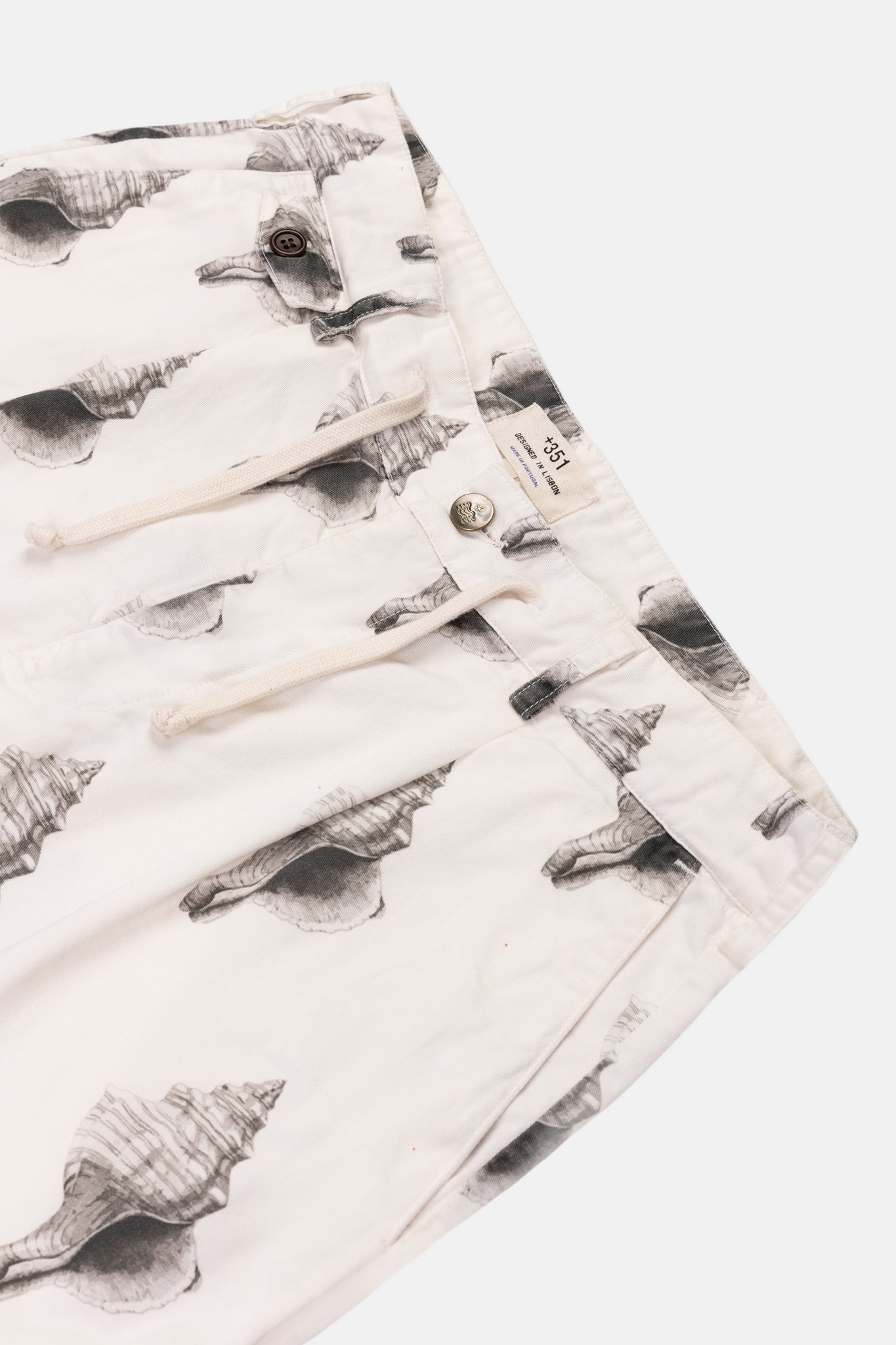 Walkshorts Twill Off-White/Patch Seashell