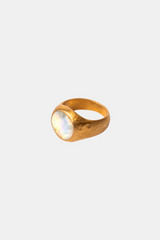WHITE STONE RING